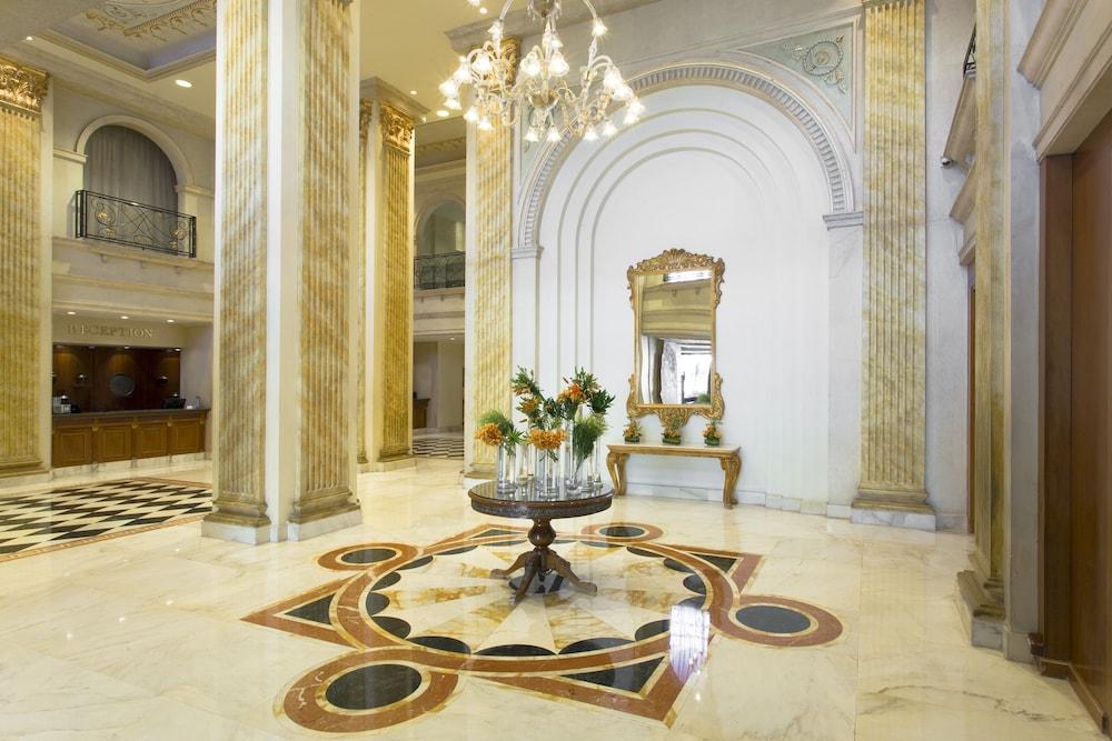 Regency Palace Amman Exteriör bild Lobby